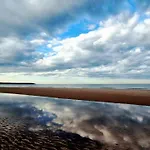 Bluebell - Part Of The The Bay Village With Pool, Gym And Direct Access, Pub, Restaurant, Tennis And Meadows Walks Ferienhaus Filey