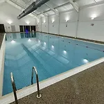 Bluebell - Part Of The The Bay Village With Pool, Gym And Direct Access, Pub, Restaurant, Tennis And Meadows Walks Ferienhaus