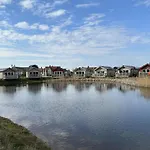 Bluebell - Part Of The The Bay Village With Pool, Gym And Direct Access, Pub, Restaurant, Tennis And Meadows Walks Filey